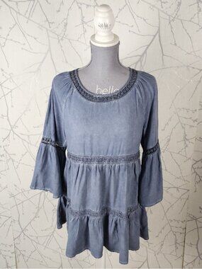 Flint & Moss Blue Acid Wash Crochet Trim Tiered Tunic